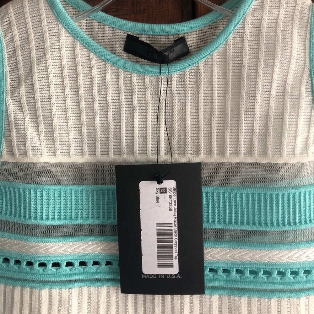 RVN Cropped Top - Picture 4 of 4